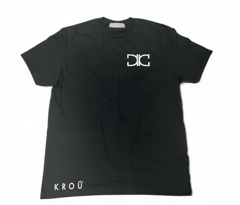 Center Signature Print T Shirt